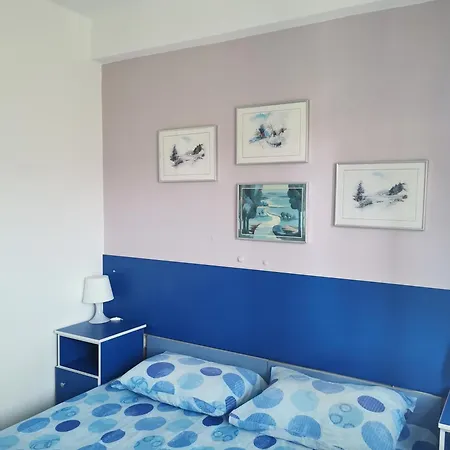 Blue & * Οχρίδα